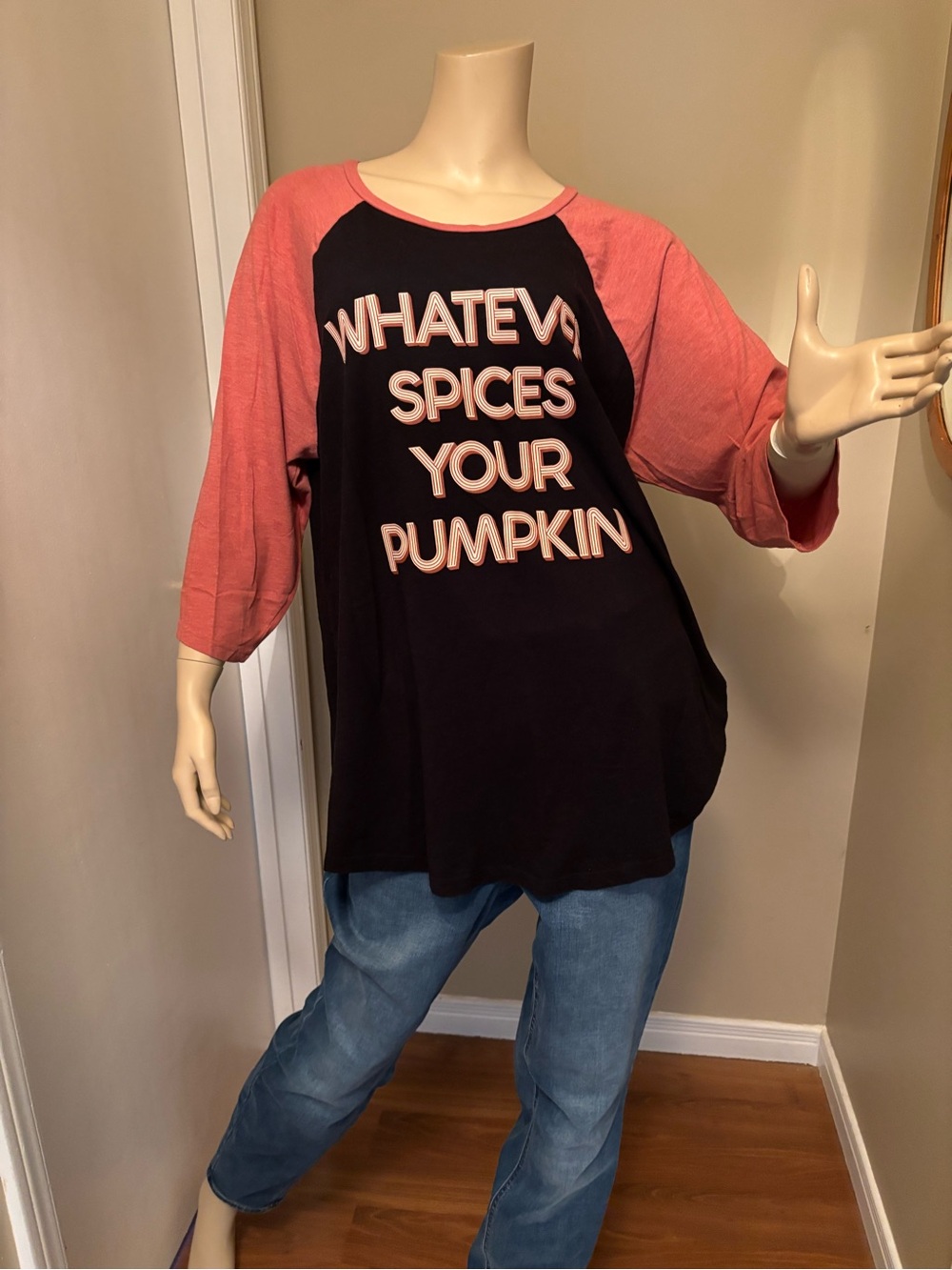 torrid Black & Coral Raglan Graphic 3/4 Sleeve Tee